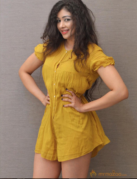 Bollywood Fitness trainer Sapna Photos
