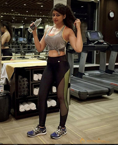 Bollywood Fitness trainer Sapna Photos