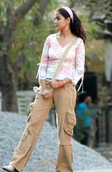 Cute genelia d souza Photo Gallery
