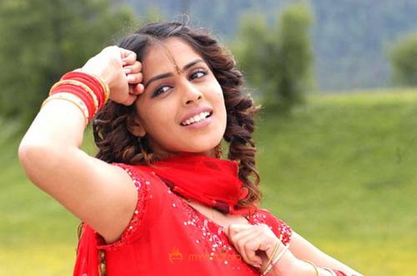 Cute genelia d souza Photo Gallery