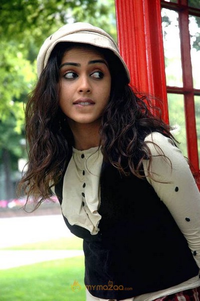 Cute genelia d souza Photo Gallery