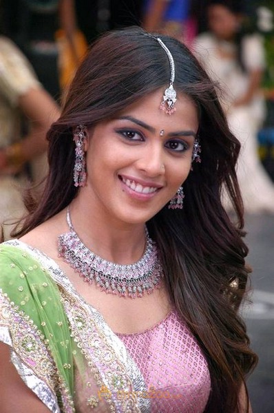 Cute genelia d souza Photo Gallery