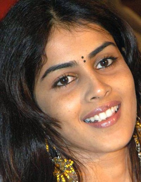 Cute genelia d souza Photo Gallery
