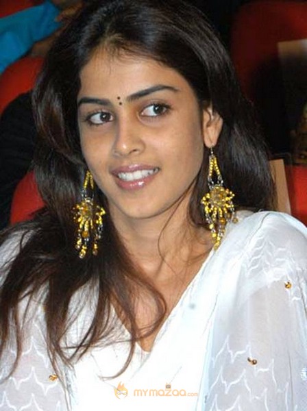 Cute genelia d souza Photo Gallery