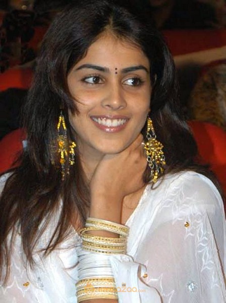 Cute genelia d souza Photo Gallery
