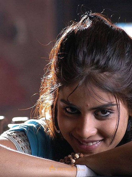 Cute genelia d souza Photo Gallery