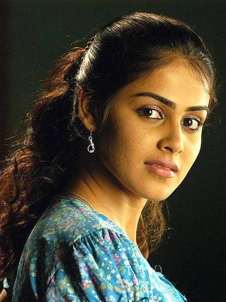 Cute genelia d souza Photo Gallery