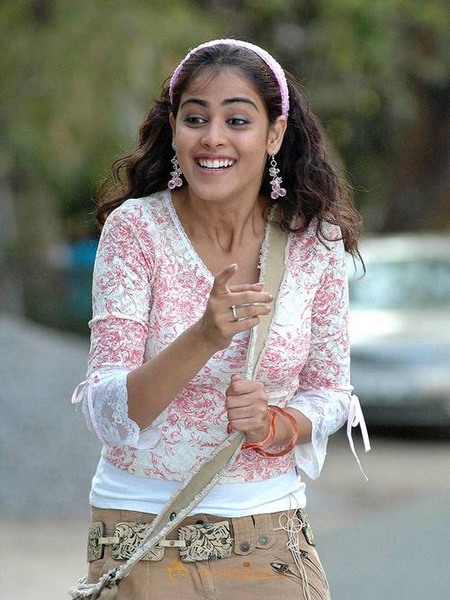 Cute genelia d souza Photo Gallery