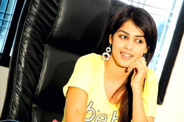 Cute genelia d souza Photo Gallery