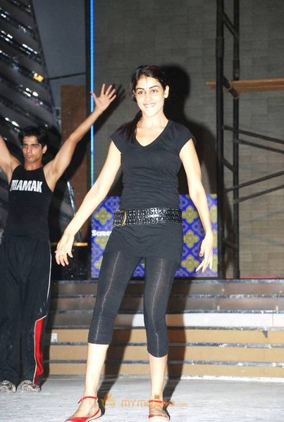 Cute genelia d souza Photo Gallery