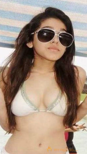 Pooja Bedi Daughter Aalia's Latest Photos