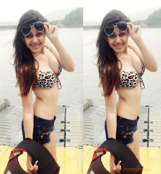 Pooja Bedi Daughter Aalia's Latest Photos