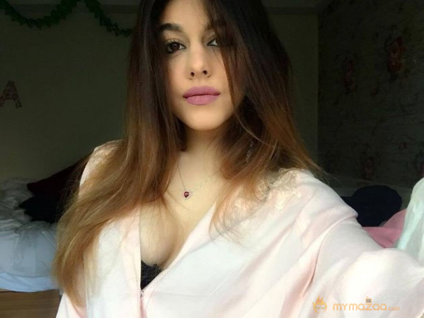 Pooja Bedi Daughter Aalia's Latest Photos