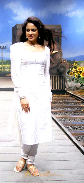 Hot Sameera Raddy Photo Gallery