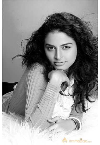 Sangya Lakhanpal Indian Model Photoshoot