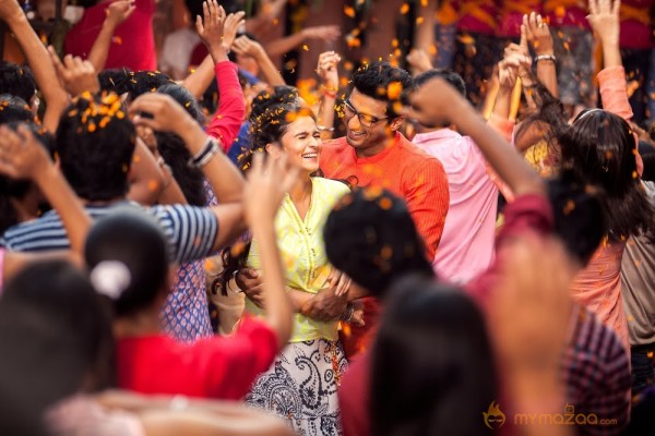 2 States Movie Latest Stills