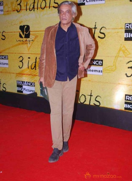 3 Idiots Premier Show 
