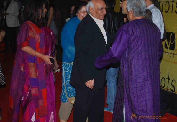 3 Idiots Premier Show 