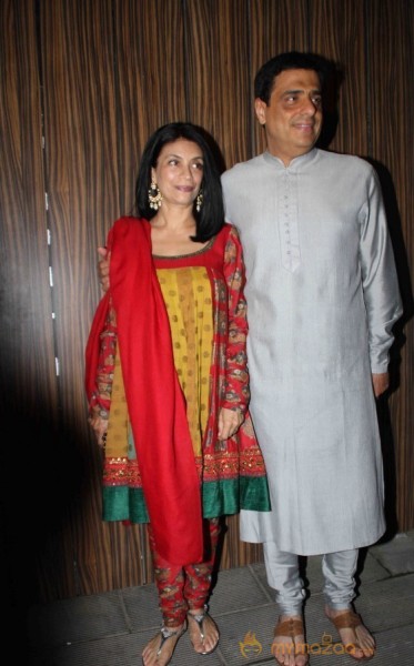 Aamir Khan Hosted Diwali 2014 Party Gallery
