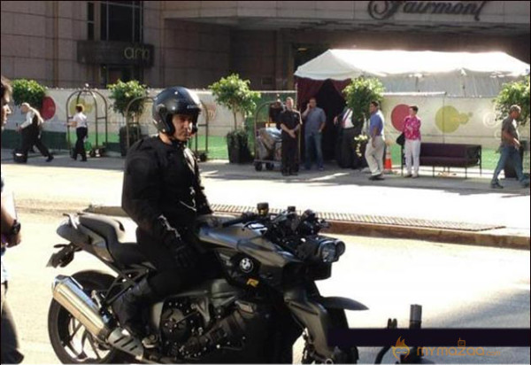 Aamir Khan & Katrina Kaif Snapped Shooting For Dhoom 3 