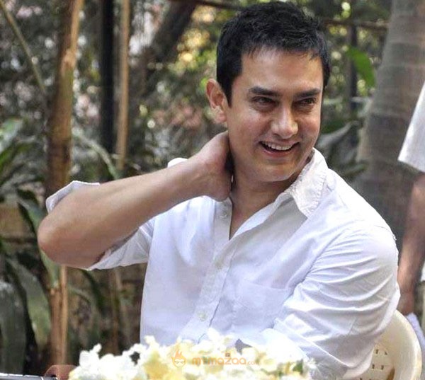 Aamir Khan celebrates 45th birthday