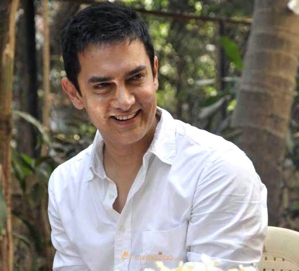 Aamir Khan celebrates 45th birthday