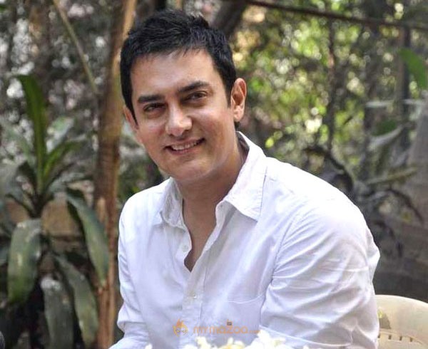 Aamir Khan celebrates 45th birthday