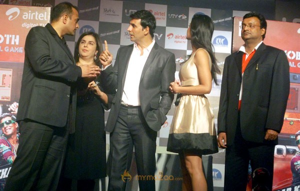 Akshay Katrina & Farah Khan Launch Tees Maar Khan
