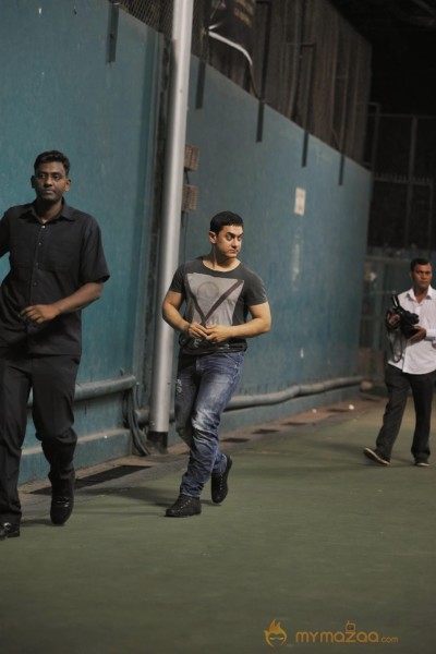 Amir Khan At the All India OWTT 2014 Finale