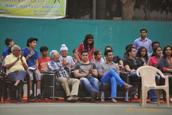 Amir Khan At the All India OWTT 2014 Finale