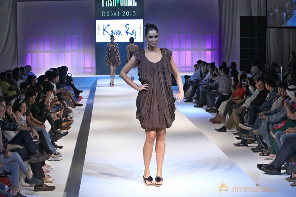 Anjana Sukhani Ramp Walk at Fashion Me 2013 Finale 