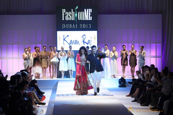 Anjana Sukhani Ramp Walk at Fashion Me 2013 Finale 
