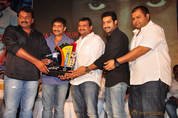 Baadshah Hexa Platinum Disc Photos