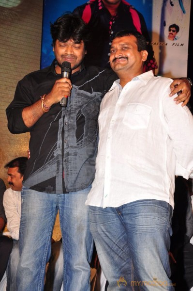 Baadshah Hexa Platinum Disc Photos