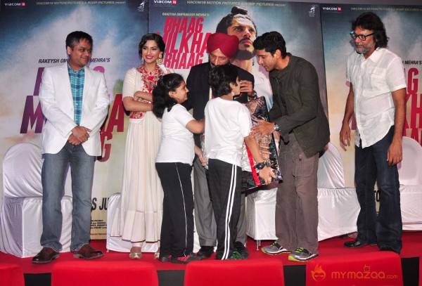 Bhaag Milkha Bhaag Movie Trailer & Music Launch  
