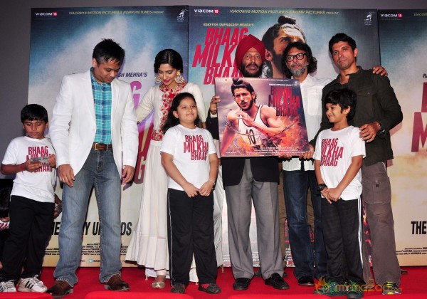 Bhaag Milkha Bhaag Movie Trailer & Music Launch  
