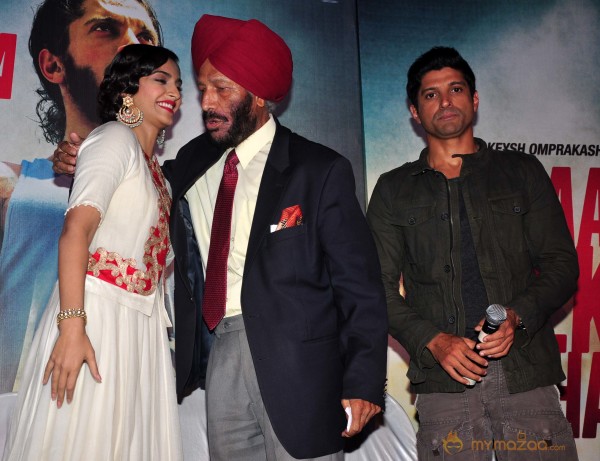 Bhaag Milkha Bhaag Movie Trailer & Music Launch  