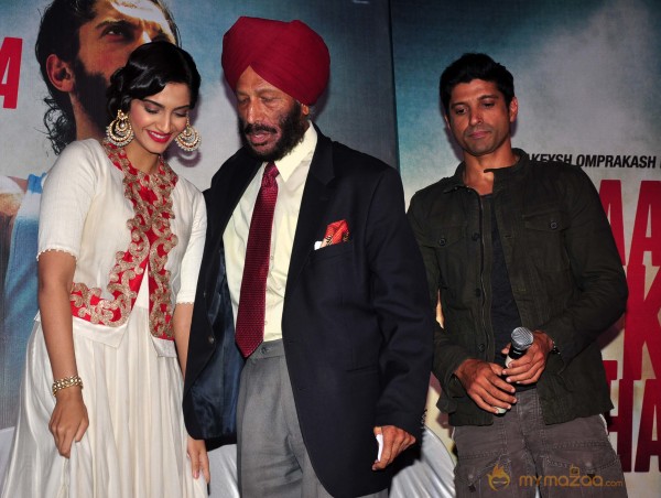 Bhaag Milkha Bhaag Movie Trailer & Music Launch  