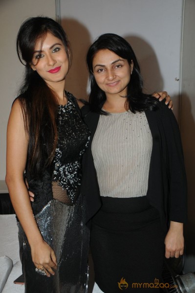 Bipasha And Neil Nitin photos