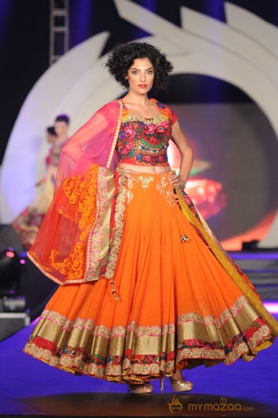 Bipasha And Neil Nitin photos