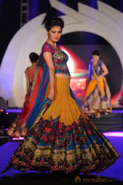 Bipasha And Neil Nitin photos