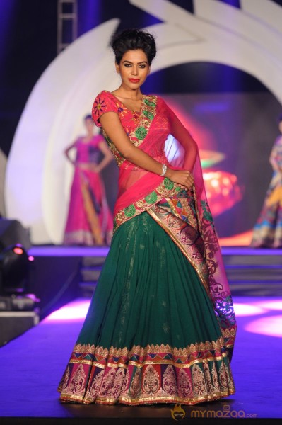 Bipasha And Neil Nitin photos