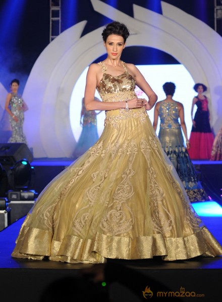 Bipasha And Neil Nitin photos
