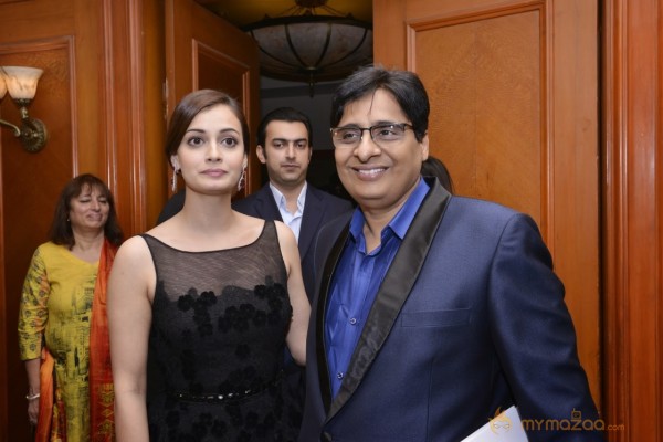 Bolly Celebs at 25 films CCP of Vashu Bhagnani