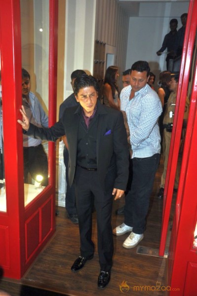 Bolly Celebs at BANDRA 190 store launch Photos