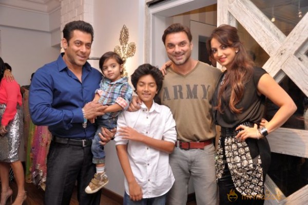 Bolly Celebs at BANDRA 190 store launch Photos