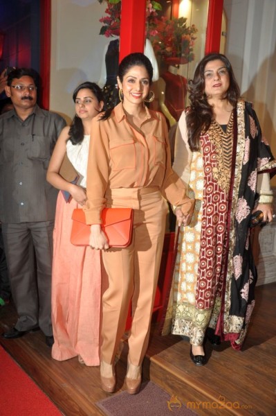 Bolly Celebs at BANDRA 190 store launch Photos