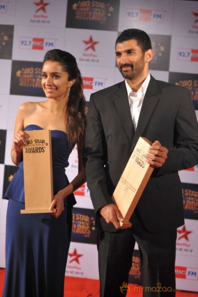 Bolly Celebs at BSE AWARDS 2013 Photos