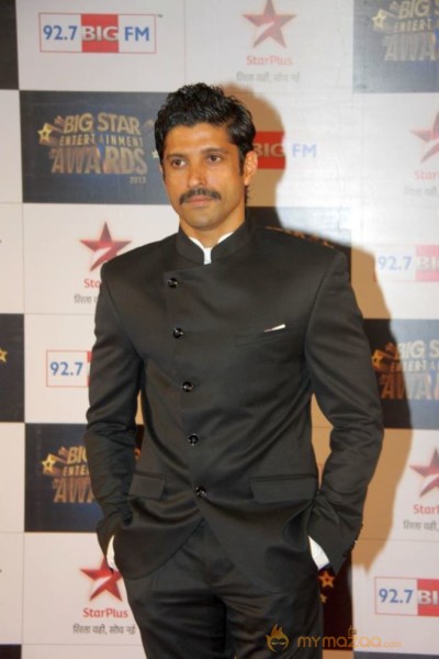Bolly Celebs at BSE AWARDS 2013 Photos