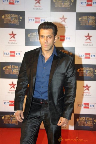 Bolly Celebs at BSE AWARDS 2013 Photos
